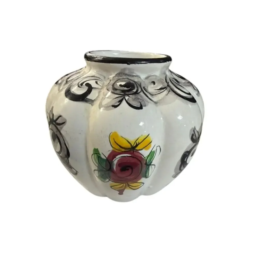 Hand painted Vestral Alcobaca pottery vase from Portugal Floral 4